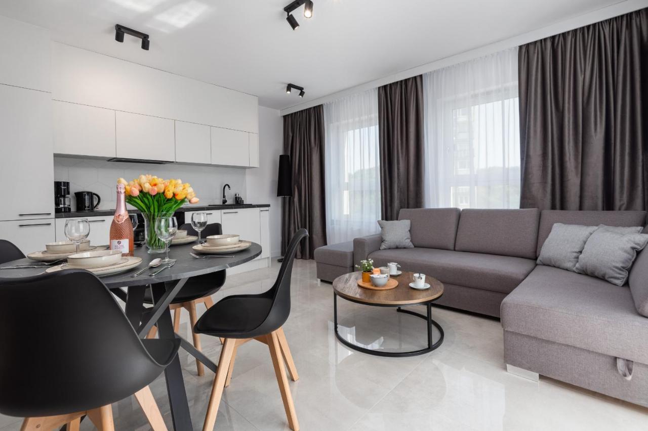 Sun Towers Lux Apartments By Renters Prestige シフィノウイシチェ エクステリア 写真