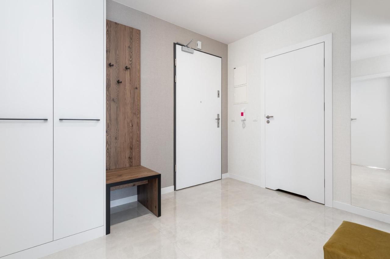 Sun Towers Lux Apartments By Renters Prestige シフィノウイシチェ エクステリア 写真