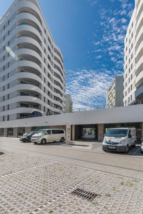 Sun Towers Lux Apartments By Renters Prestige シフィノウイシチェ エクステリア 写真