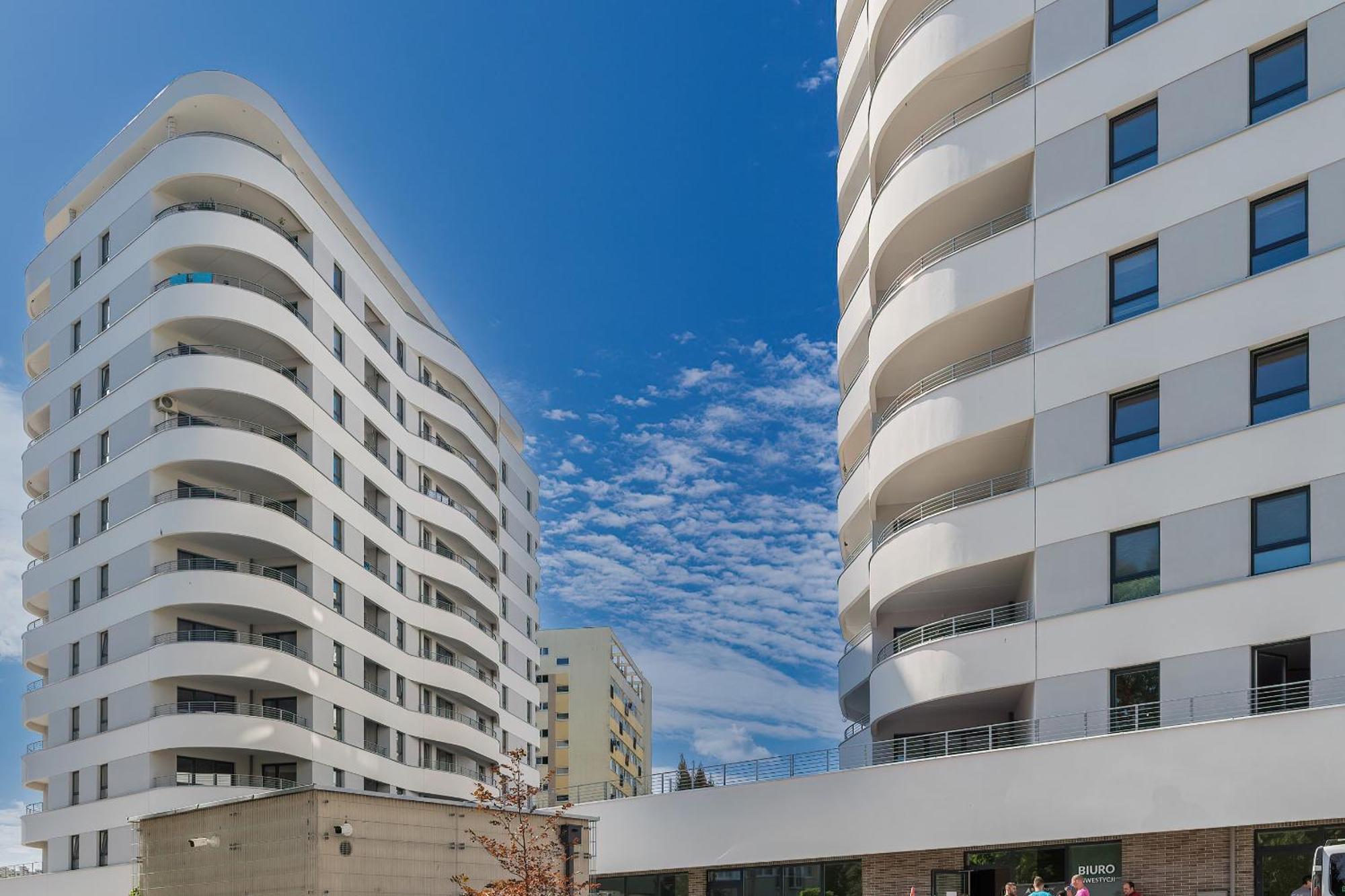 Sun Towers Lux Apartments By Renters Prestige シフィノウイシチェ エクステリア 写真